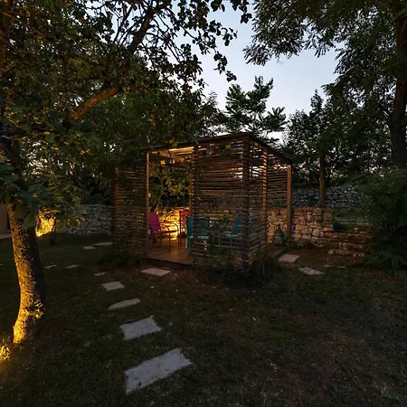 Дом отдыха Liberat And Foska, A Private Nature Oasis, Ideal For Large Groups *