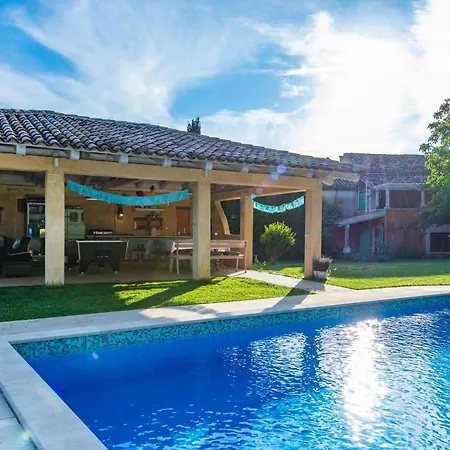 Liberat And Foska, A Private Nature Oasis, Ideal For Large Groups * Sivati